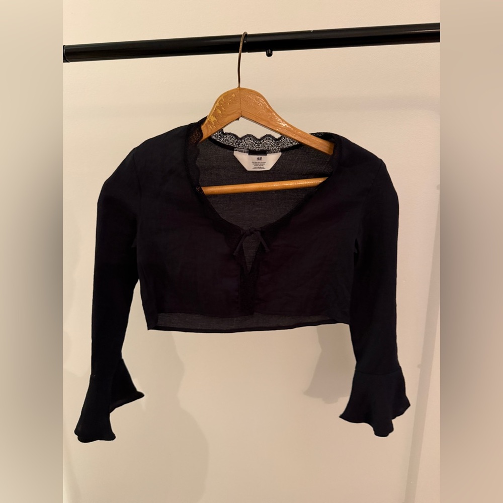 H&M Black Crop Top with Flared Sleeves